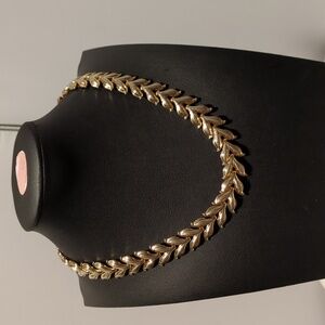 Vintage‎ Gold Tone Leaf Link Statement Necklace by Trifari Jewelry